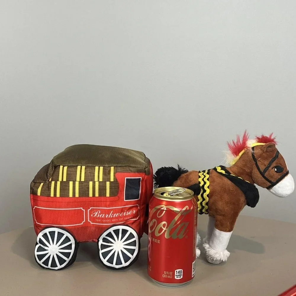 BARK BOX Barkweiser Clyde Horse & Wagon DOG TOY Plush Squeakers Budweiser NEW